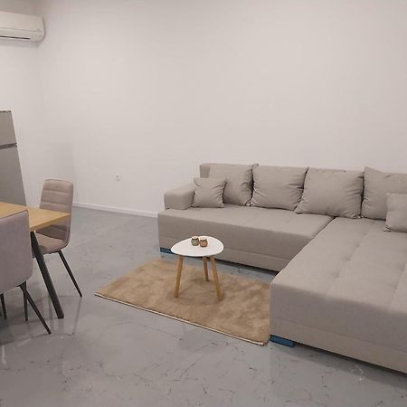 Apartmani I Sobe Grga Starigrad Paklenica Buitenkant foto