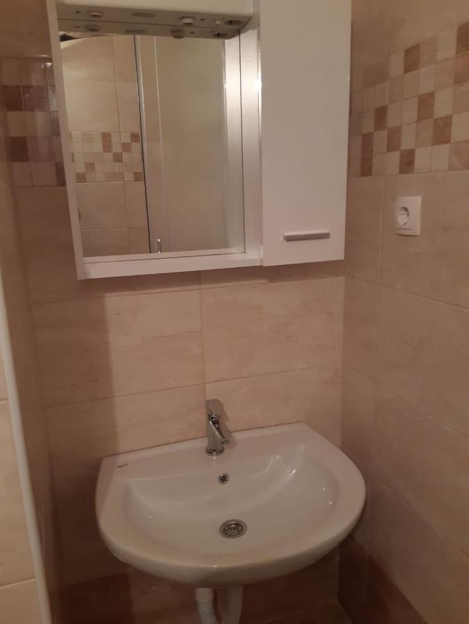 Apartmani I Sobe Grga Starigrad Paklenica Buitenkant foto