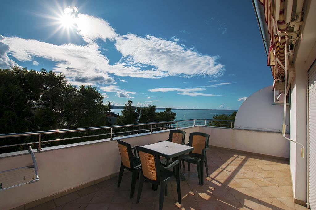Apartmani I Sobe Grga Starigrad Paklenica Buitenkant foto