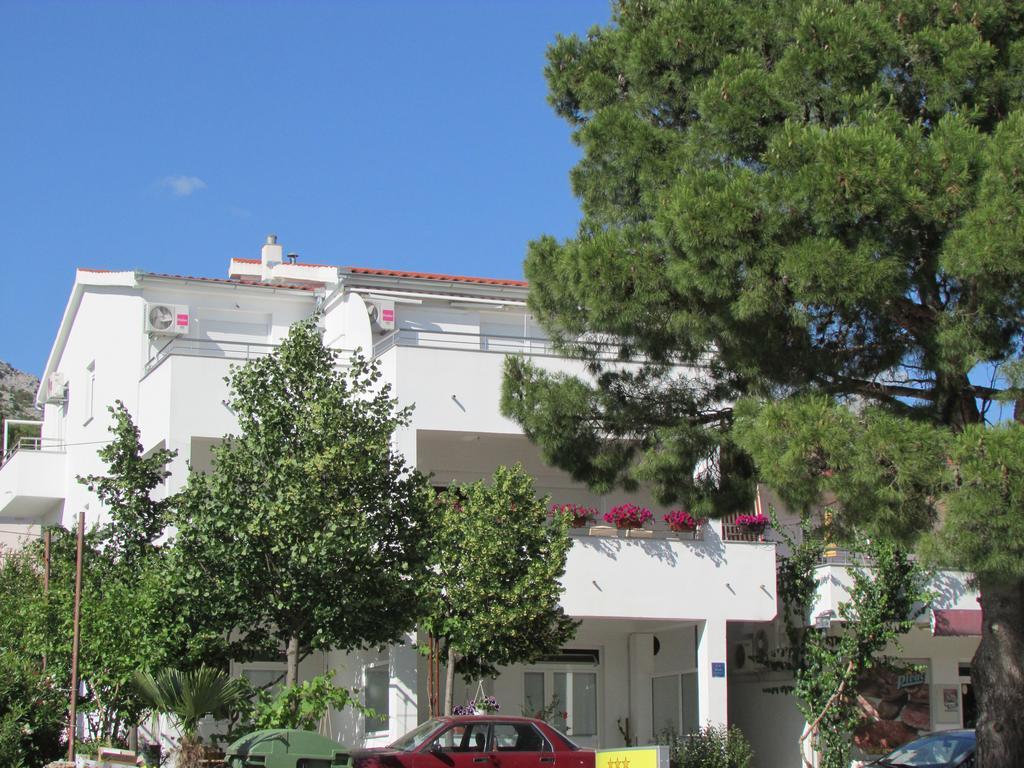 Apartmani I Sobe Grga Starigrad Paklenica Buitenkant foto